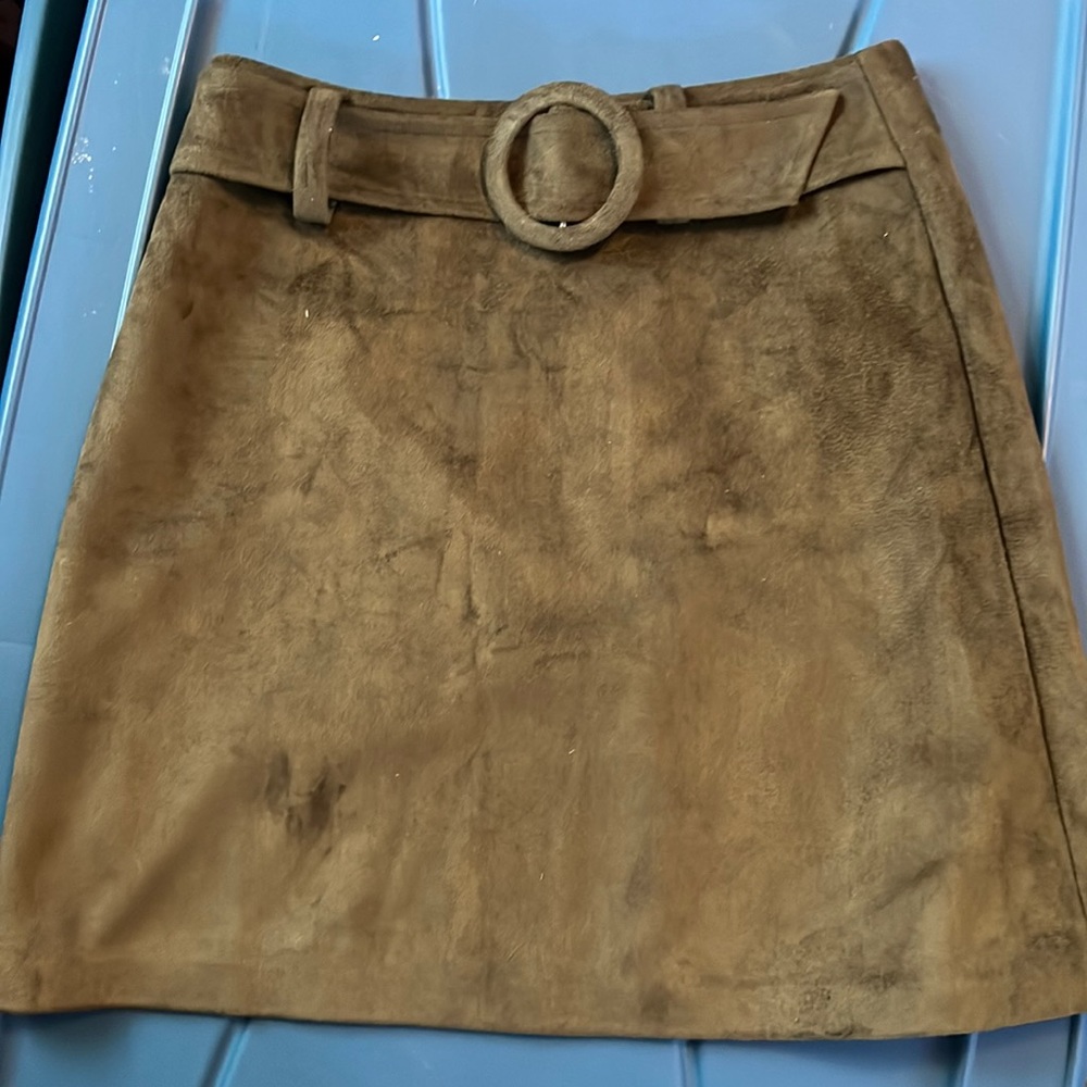 Velvet skirt